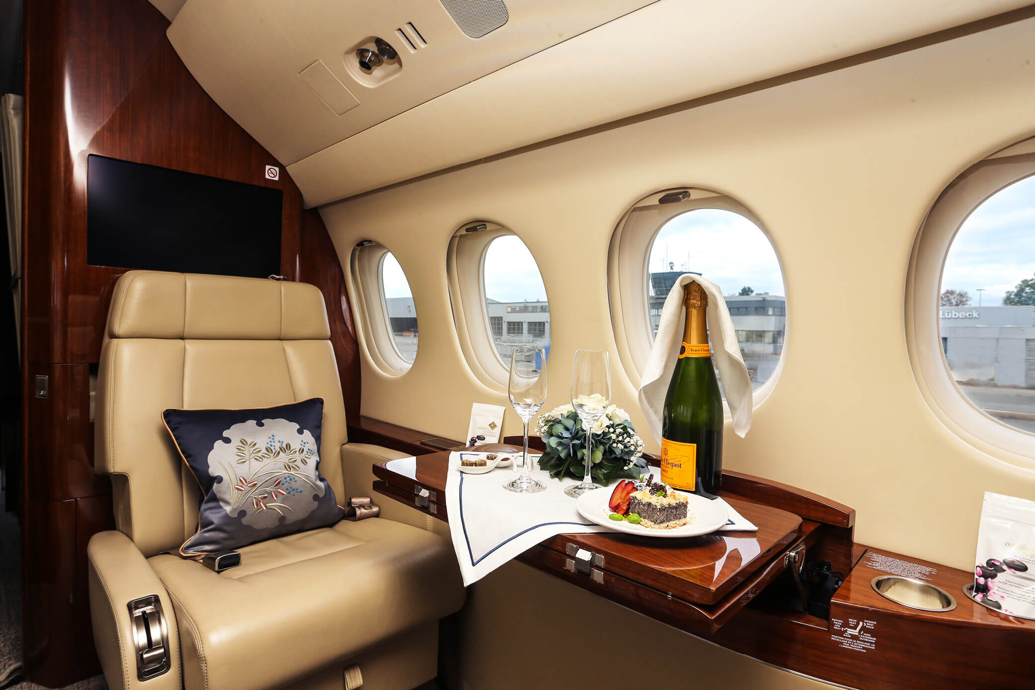 Elegant Falcon 7x interior The journey in the Falco 7x is also a culinary experience